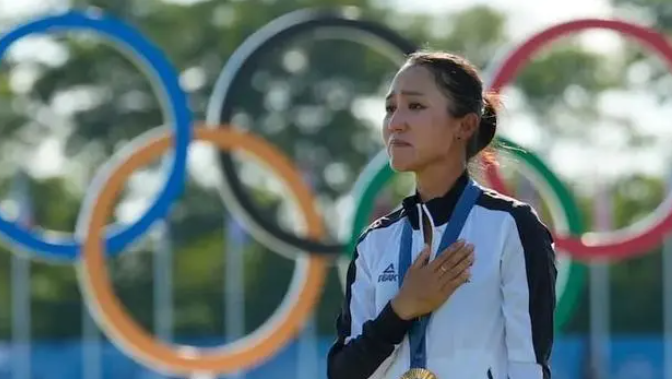 Ko Baojing wins Grand Slam title after Olympic gold medal!